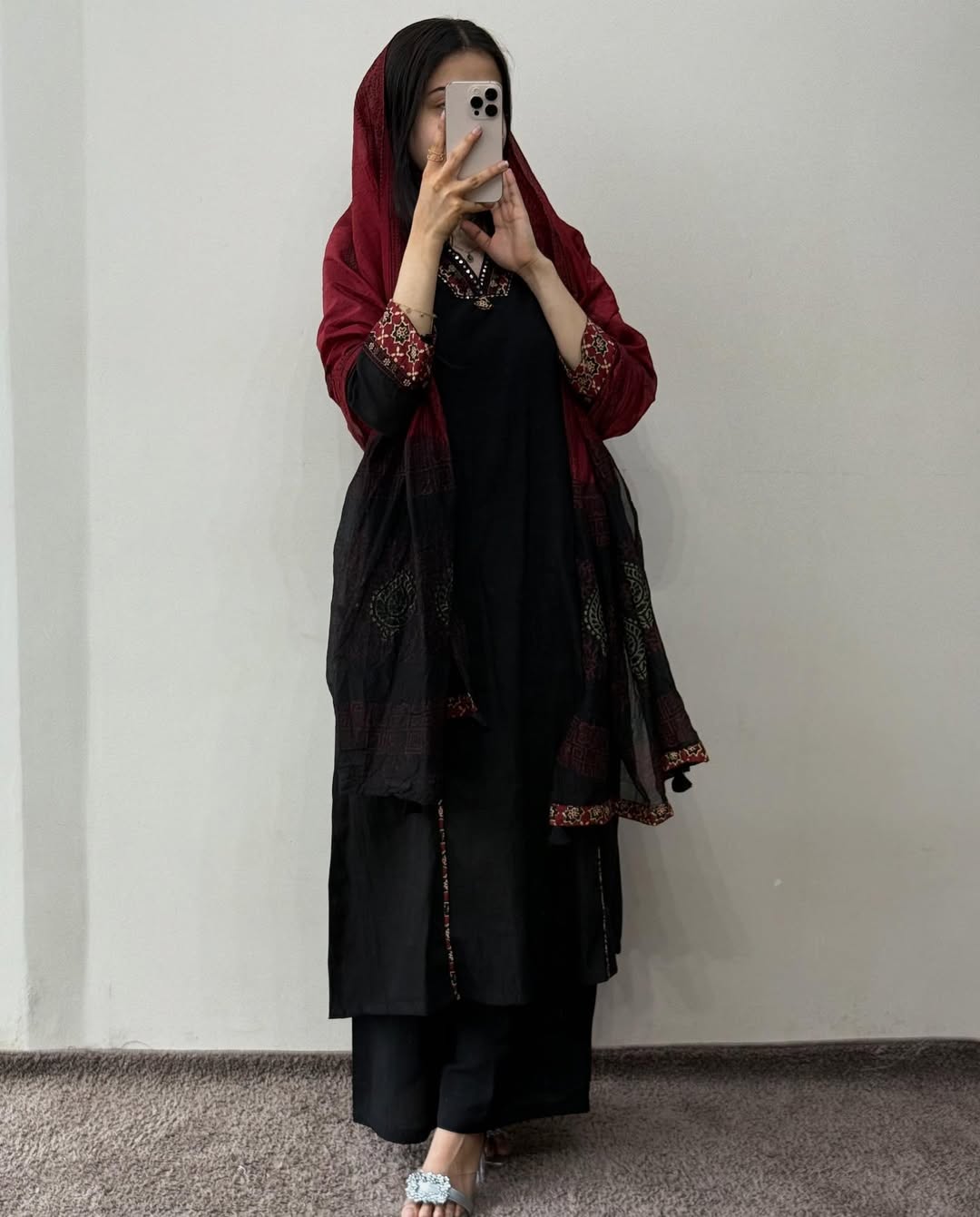 Black Mulchanderi suit